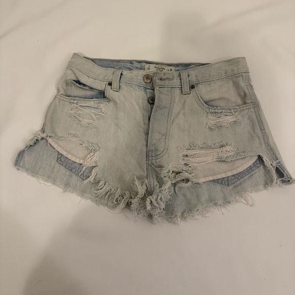 Abercrombie & Fitch Mid Waist Denim Shorts 2 - Picture 2 of 3